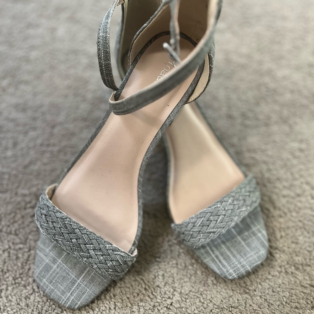 Gray plaid women’s Women's low heeled Sandals